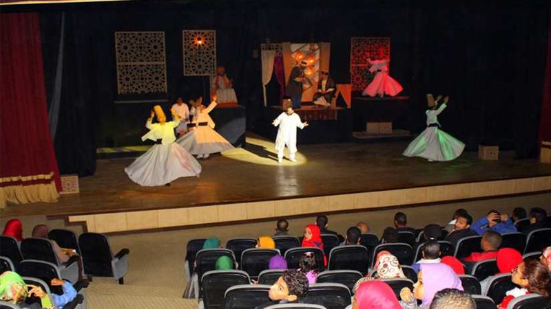 الجمهور يحتفي بأبطال