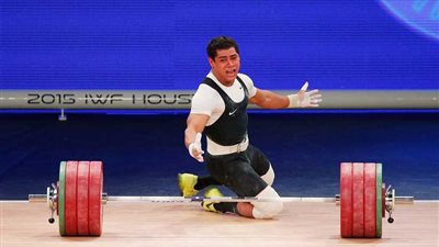 بالفيديو .. محمد إيهاب يحصد ثلاث ذهبيات فى رفع الأثقال ببطولة أمريكا