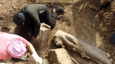 الآثار: الكشف عن 27 تمثالًا وأجزاء من تماثيل المعبودة 