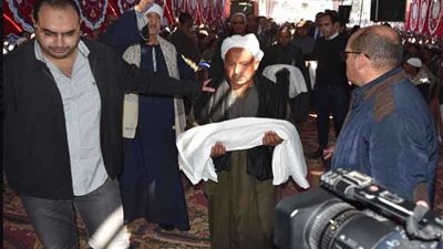 جلسة صلح بين 3 عائلات متخاصمين بالمنيا (صور)