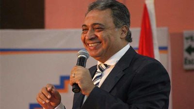 عماد الدين يستعرض ميكنة قطاع الصحة أمام الرئيس