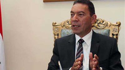 هاني الناظر: تجنب المياه الباردة وتناول الآيس كريم بالشتاء