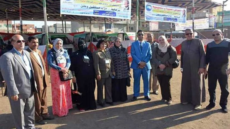 قوافل طبية وغذائية