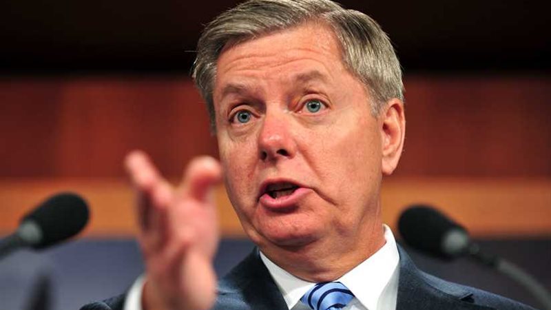 سيناتور أمريكي: ضربتنا