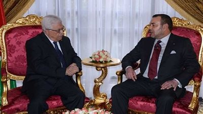 العاهل المغربي يؤكد لأبومازن رفضه المساس بالقدس