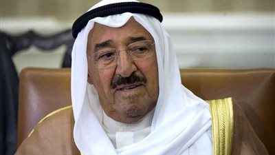 أمير الكويت يدعو جماعة الحوثي إلى الوصول لحل سياسي للأزمة اليمنية عبر الحوار
