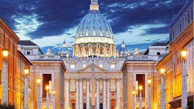 الوفد الفلسطيني ورئيس وزراء الفاتيكان يؤكدان خطورة نقل السفارة الأميركية للقدس