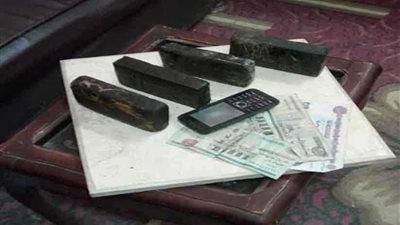 حبس عاطلين ضُبط بحوزتهما 6 طرب حشيش و 94 تذكرة هيروين بالبحيرة‎