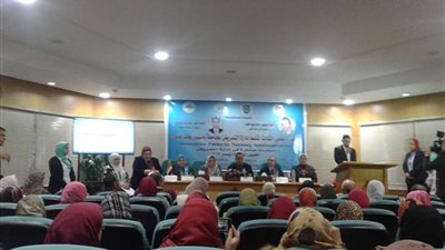 رئيس جامعة دمنهور يفتتح المؤتمر العلمي الثالث لقسم إدارة التمريض