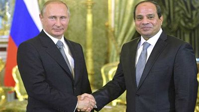 السيسي يبحث مع بوتين الملفات والقضايا الإقليمية