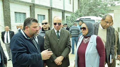 تنفيذًا لتعليمات الرئيس.. بدء تحويل شق الثعبان لمنطقة عالمية