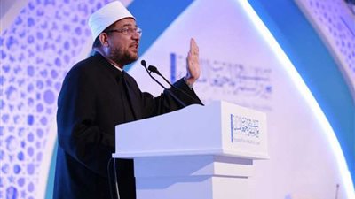 وزير الأوقاف: 