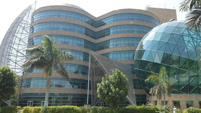 السبت.. 78 فنانًا تشكيليًا يتبرعون بأعمالهم لمستشفى 57357