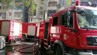 الحماية المدنية تنقذ مسنة من عقار روض الفرج المنهار