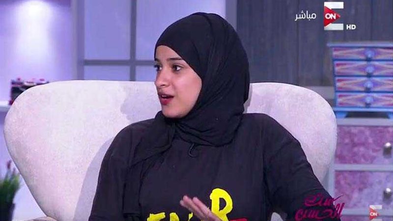 لاعبة مصارعة حرة: