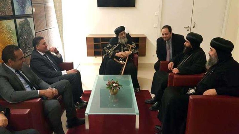 البابا يعود إلى القاهرة