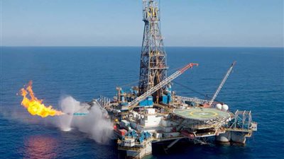 وزير البترول: حقل ظهر يدخل الشبكة القومية خلال أيام