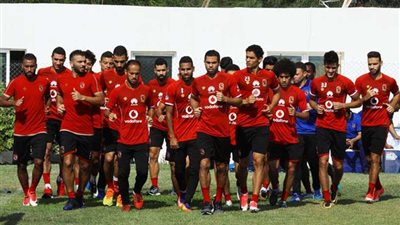 الأهلى يخوض مرانه ظهرًا قبل مواجهة طنطا