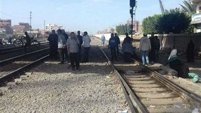مصرع طالب تحت عجلات القطار