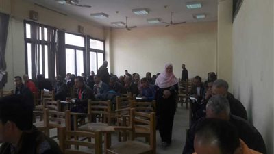 11 ألف طالب يؤدون امتحانات التعليم المفتوح بحقوق بنها