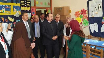 مدير صحة الشرقية يفتتح معمل الأسنان بالعاشر من رمضان