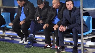 نيبوشا يجتمع مع رامبو لمنح التعليمات الأخيرة للاعبين