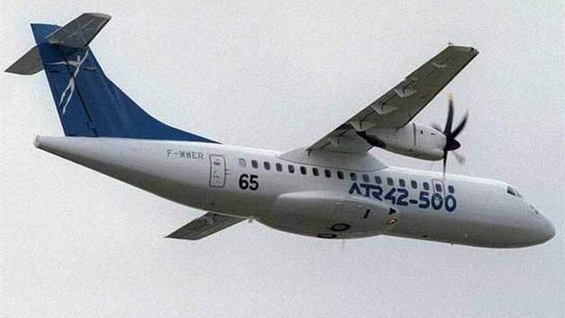 جرحي في تحطم طائرة