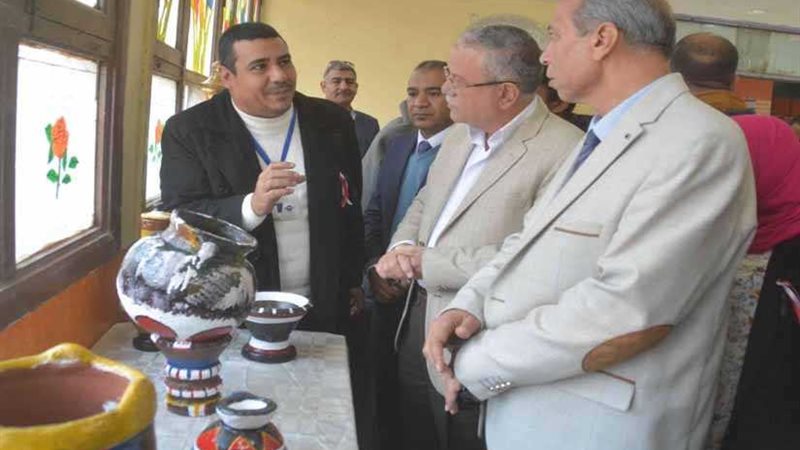 افتتاح معرض منتجات