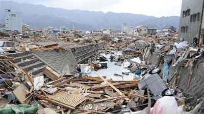 مقتل شخصين وإصابة سبعة في زلزال بجزيرة جاوة الإندونيسية