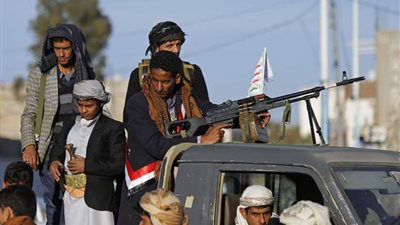 مصادر يمنية: ميليشيات الحوثي تختطف 6 برلمانيين وينهبون منزل ابنة صالح