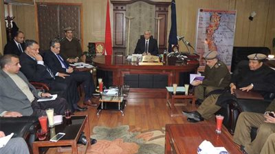 اجتماع موسع لأمن المنيا لتأمين احتفالات رأس السنة وأعياد الميلاد