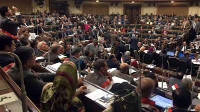 رئيس البرلمان يشيد برفض شيخ الأزهر والبابا لقاء نائب الرئيس الأمريكي