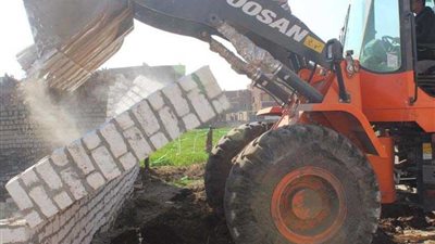 إزالة 45 حالة تعدٍ على الأرض الزراعية بمطاي بالمنيا