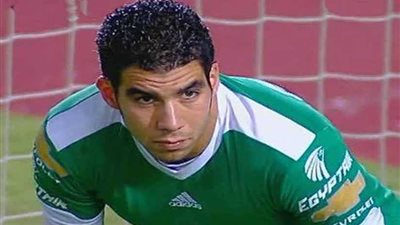 طبيب الأهلي يعلن موعد انضمام إكرامي للمباريات