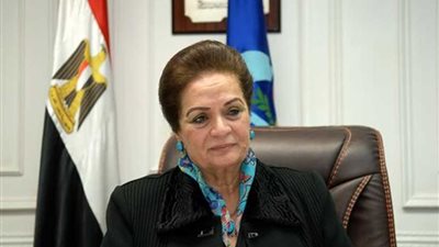 إحالة 9 موظفين بـ