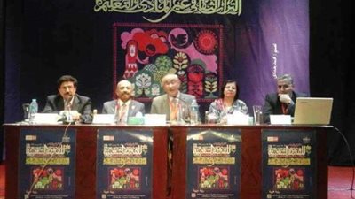 بالصور ..ثلاث جلسات بحثية ضمن فعاليات مؤتمر الفنون الشعبية الدولى