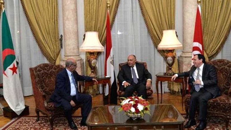 بدء اجتماع وزراء