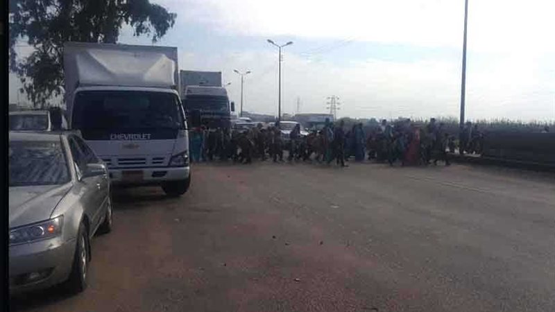 تلاميذ يواجهون الموت