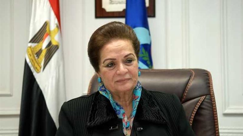 إحالة 9 موظفين بـكفر