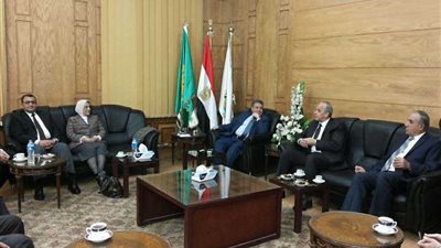 نائب وزير الصحة: وصول تعداد مصر إلى 104 ملايين نسمة ناقوس خطر