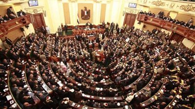 الغضب يشتعل داخل النقابات الطبية باعتماد مجلس النواب قانون التأمين الصحي الجديد