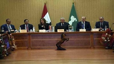 غادة والي تلتقي بالعاملين بمديرية التضامن بالشرقية