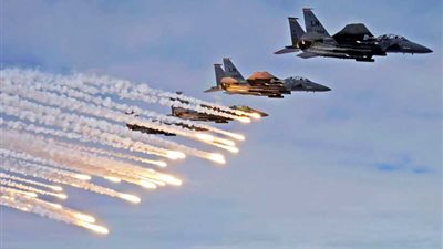 التحالف العربي يشن غارات على مواقع للحوثيين جنوب صنعاء