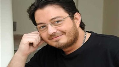 أحمد زاهر لـ