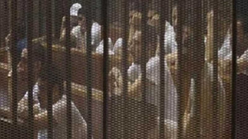 إحالة أوراق٢١متهما