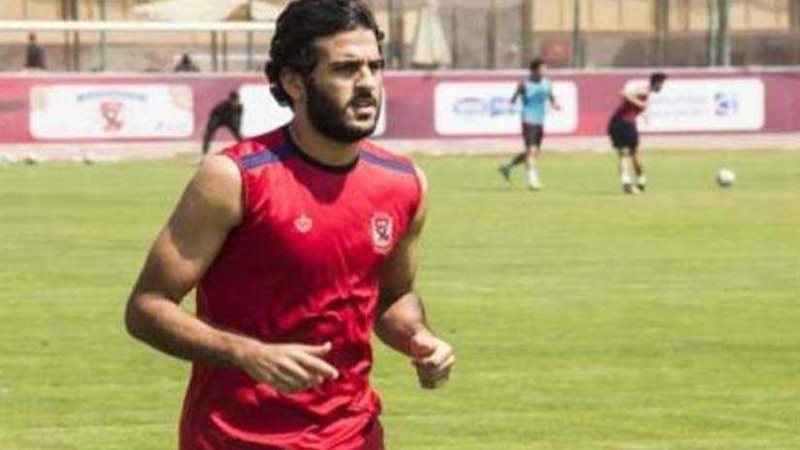 طبيب الأهلي يزف نبأ