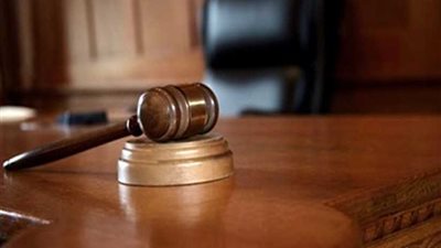 تأجيل محاكمة بديع و12 آخرين في أحداث مكتب الإرشاد لـ ٤ يناير