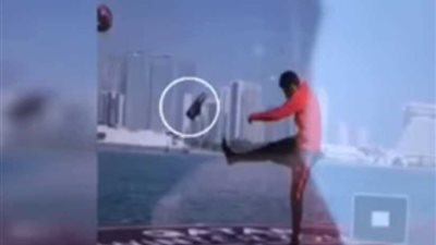 «نيمار» يفقد حذائه في قطر