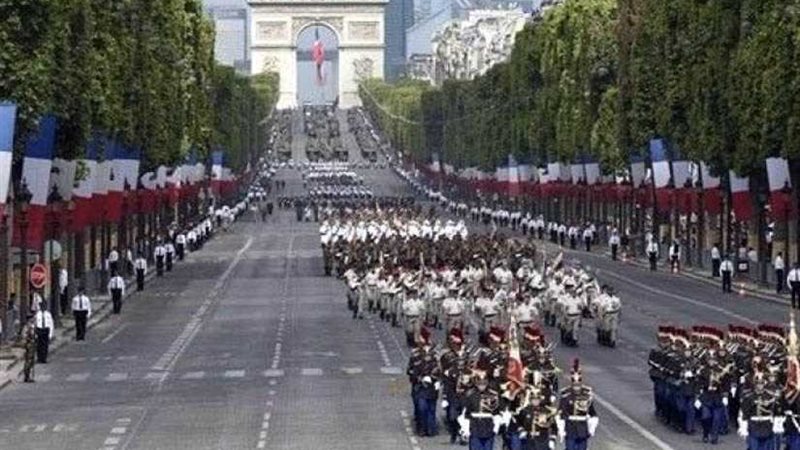 فرنسا تحشد 100 ألف