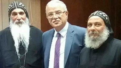 رصف طريق دير الأنبا صموئيل بالمنيا بتكلفة ٣٠ مليون جنيه